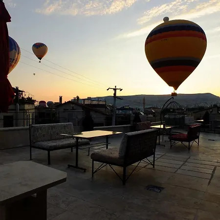 Balloon Cave Hotel