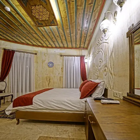 Hotel Balloon Cave