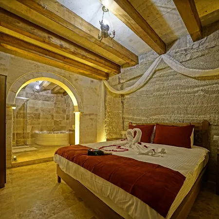 Hotel Balloon Cave